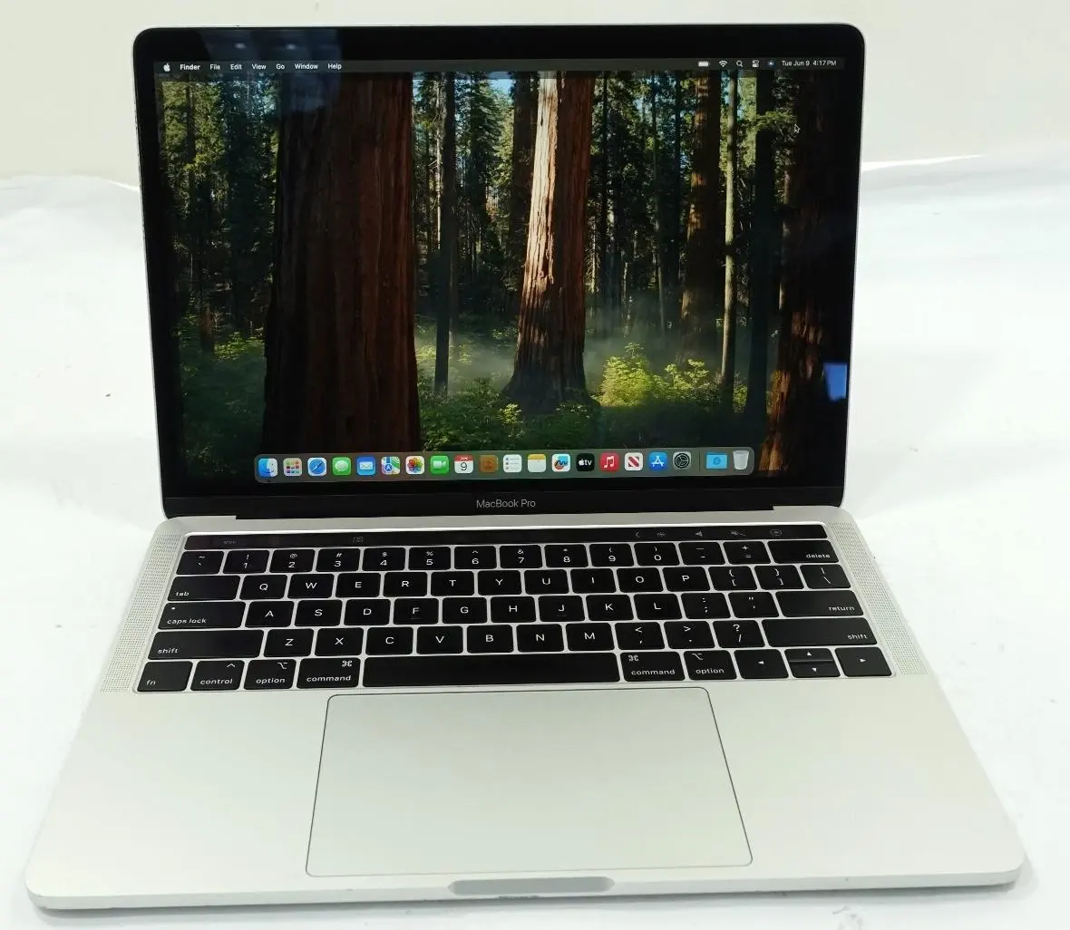 MacBook Pro 2018 13.3" i5-8259U 2.3GHz 8GB/256GB