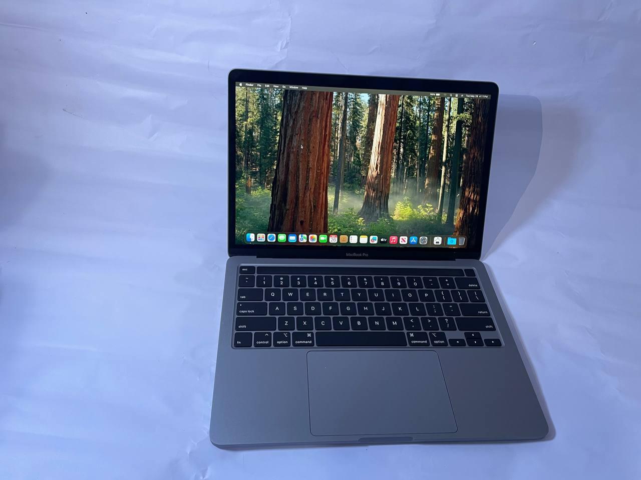 MacBook Pro 13" 2020 2.4 GHz Intel Core i5 8GB/256GB Space Gray